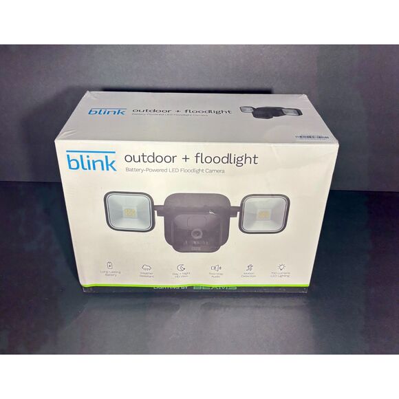 Blink Outdoor + Floodlight Camera Battery LED 700 Lumens New Sealed - Picture 1 of 4